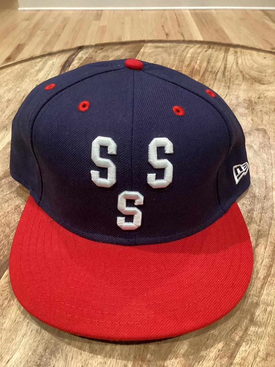 Supreme Futura New Era 7 5/8