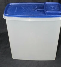 Tupperware Cereal Keeper Sheer Container 1589-7 1588-7 Blue L