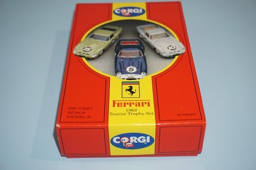 Corgi 1/43 Scale Diecast 97690 - Ferrari 1962 Touris Trophy 3 Piece Set Limited - Picture 7 of 7