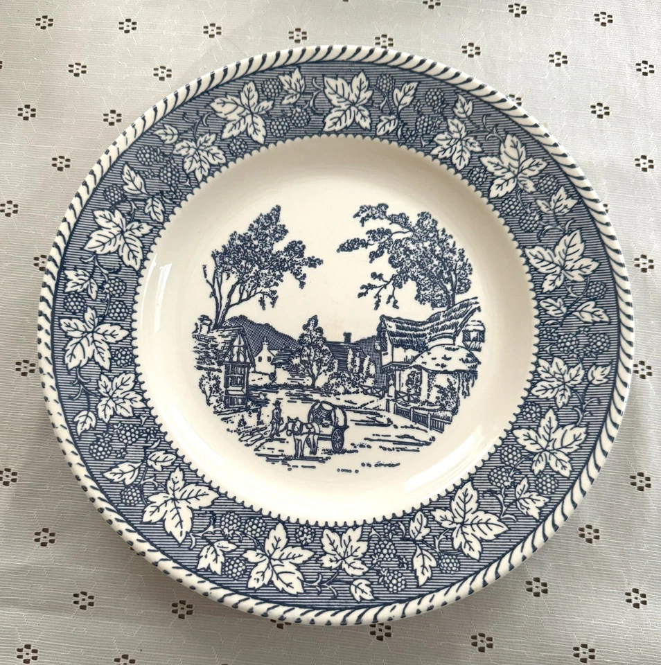 Juego de vajilla Homer Laughlin para 8, patrón Shakespeare Country, 41 piezas Foto 2 de 4