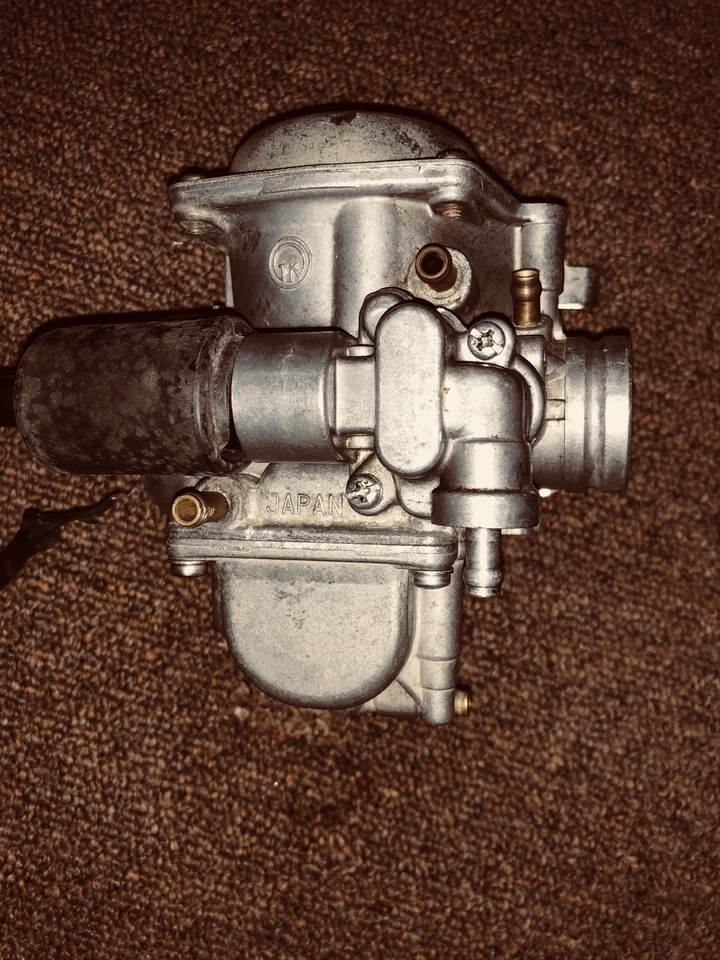 Servicio de reconstrucción de carburadores Yamaha RIVA XC125. Envíame Ur Carb. Leer anuncio completo Foto 2 de 4