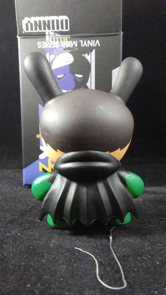 Kidrobot Batman Dunny 3 in inch Classic Robin 2/24 2017 - Image 3 of 4