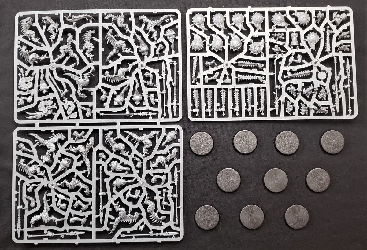 Warhammer Saurus Warriors Seraphon Lizardmen: Reggimento Su Sprue, Nuovo Games Workshop