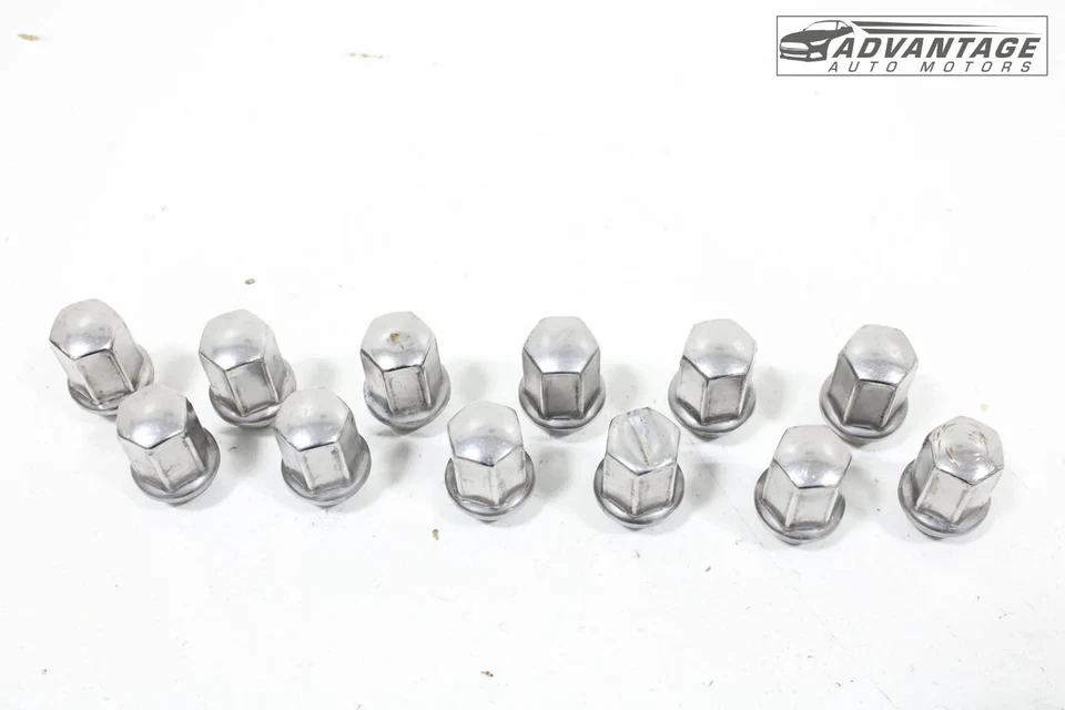 GMC ACADIA 2020-2023 RUEDA DELANTERA O TRASERA TUERCA PERNO PLATA JUEGO DE 24 OEM Foto 2 de 4