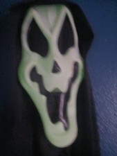 Vintage Easter Unlimited Scream Ghostface Mask Glow-In-The-Dark Squiggly Smile