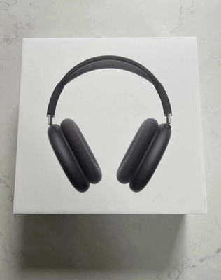 New Apple AirPods Max (USB-C) Over Ear Midnight Black Headphones