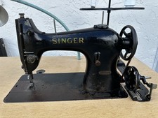 Singer Vintage Industrial Sewing Machine Model 95-10   Heavy Duty, Classic