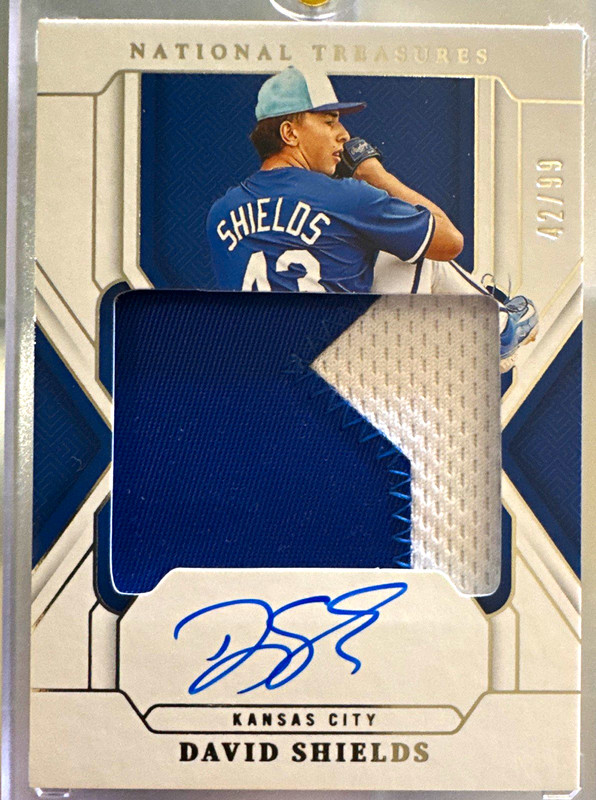 Panini National Treasures David Shields RC Auto Relic #TMS-DS 42/99 Royals