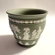 Vintage Wedgwood Jasperware Green Cache Pot Jardiniere Planter Pot 4¾" H England