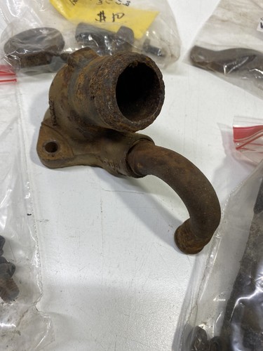 Oldsmobile Olds 350 Rocket Automatic Small Part Assortment Lot - Picture 6 of 9