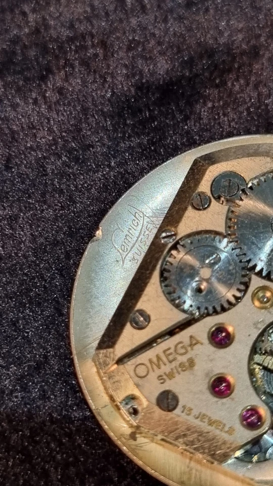 Omega Cal. R17.8 Movement Spares - Image 4 of 4