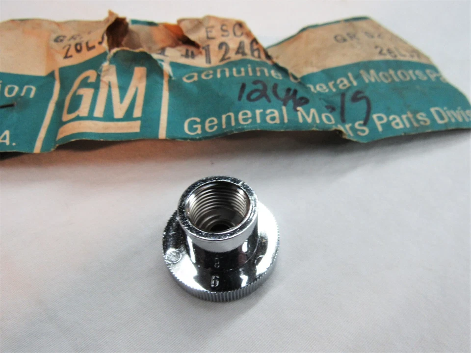 NOS 1975-90 Buick Electra LeSabre Headlamp Switch Escutcheon GM 1246619 - Image 4 of 4