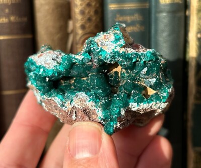 Dioptase xx on Quartz / Midingi Kongo / Emerald Green Chrystalls  Copper Mineral