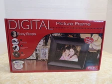 Smartparts Digital Frame 9" x 6.5" Smart Parts SP70BRS Black Wood Frame