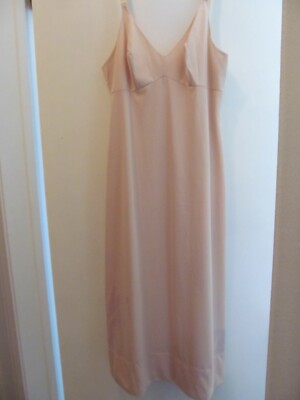 Vintage 1960s 70s Gossard Artemis Beige Full Slip Antron Nylon Size 36