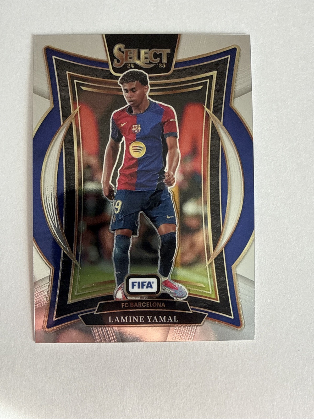 Panini Select FIFA 2024-25 Lionel Messi Argentina #158 Mezzanine Soccer Silver view 10