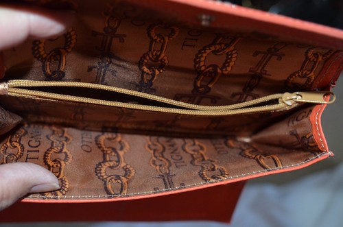 TIGNANELLO genarbtes Leder zweifach faltbare Geldbörse orange Druckknopfverschlussfach 7,5" x 4" - Bild 4 von 8