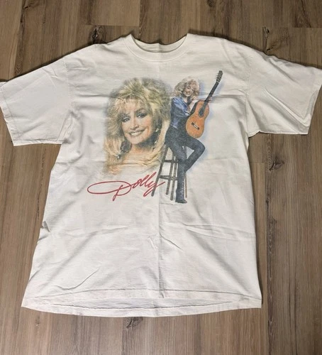 Dolly Parton Dollywood T-Shirt – XL – Made in U 1990s vintage concert t-shirt, vintage, size XL, single stitch, B+ condition