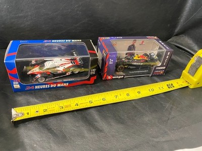 24 Heures du Mans Peugeot 908 hdi #7 & Burago Oracle RB19 1:43 diecast racecar