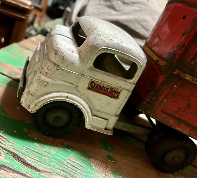 Vintage Structo Toys Semi C-3044 & Transport Red Trailer