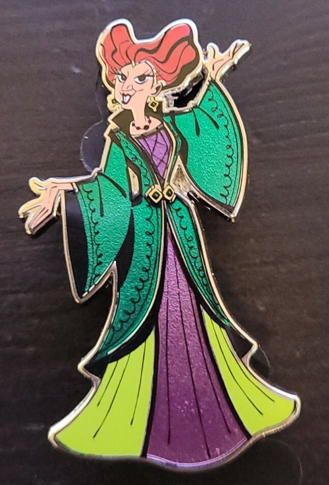 Disney Hocus Pocus Villains Spelltacular Mystery Box 2021 LR Pin - Winifred, New