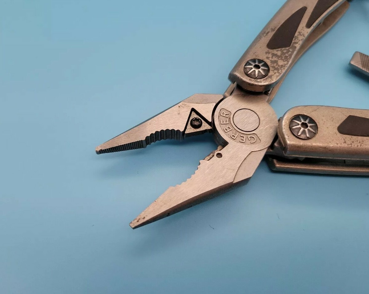 GERBER 800 MULTI TOOL LEGEND MULTI-PLIER: CARBIDE CUTTERS PLIERS