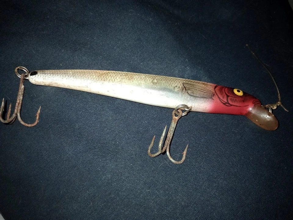 BOMBARDERO GRADO AGUA SALADA LARGO A 6" 7/8 OZ PLATA Negro Humo De colección  Foto 2 de 4