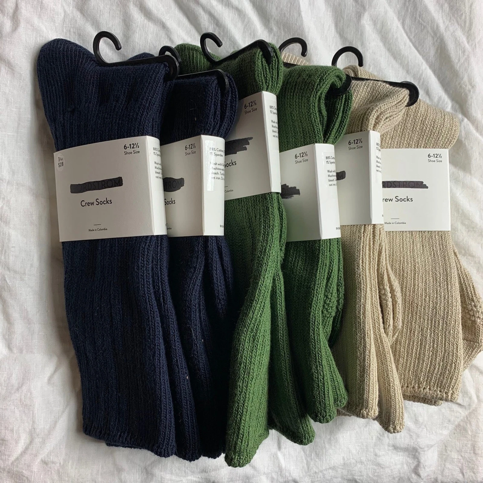 Nordstrom Crew Socks Pack of 6 3 Diff Color Pair Shoe Size 6-12 Cotton Blend