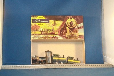 JP HO 2 AHM Plymouth Diesel Switcher DC