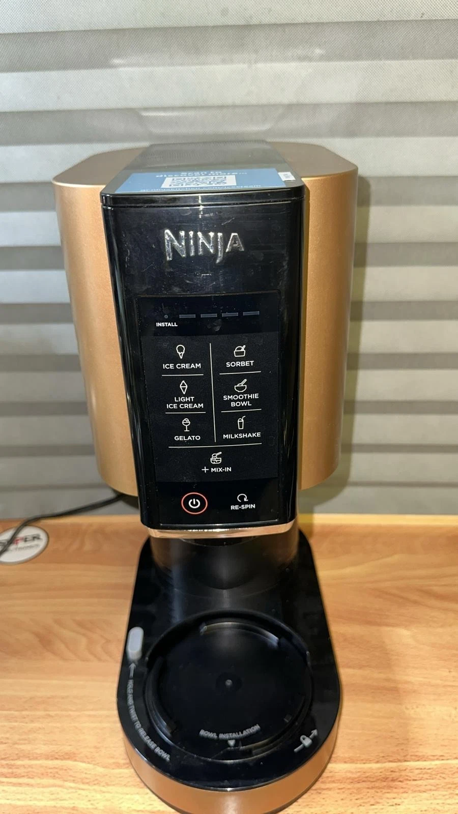 Ninja NC300UK Ice Cream & Frozen Dessert Maker No Power For Parts Or Repair