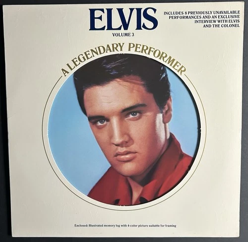 ELVIS PRESLEY “A Legendary Performer Volume 3” With Book Vinyl LP! EXCELLENT!