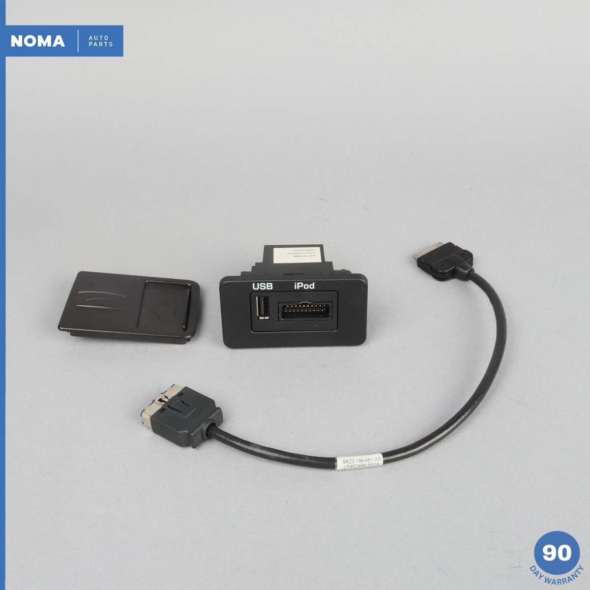 07-15 Jaguar XK X150 Rear Console Ipod USB Jack Port w/ Cable