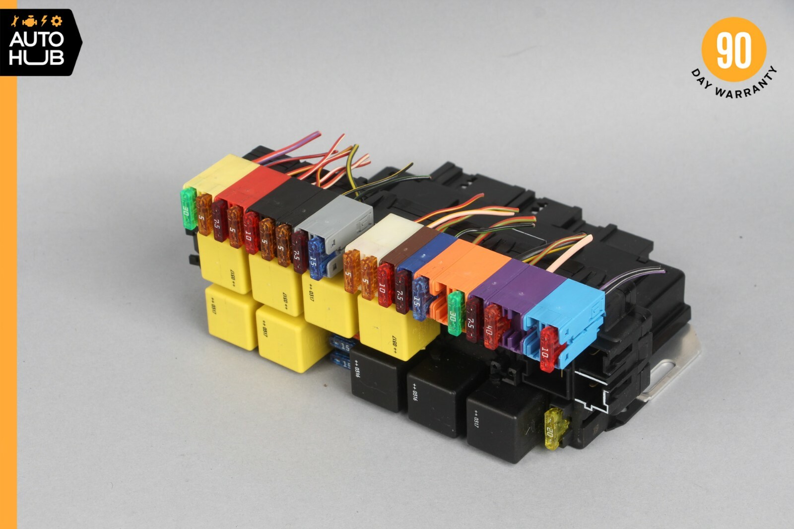 03-12 Mercedes R230 SL500 SL550 SLR Front Left SAM Fuse Box Control Module 52k
