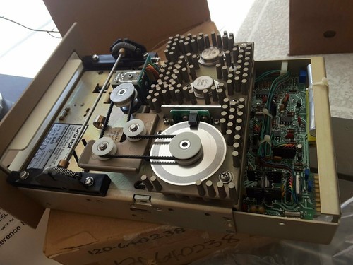 QANTEX 650A VINTAGE CARTRIDGE TAPE DRIVE NEW OLD STOCK IN BOX RARE SALE $199 - Afbeelding 5 van 8