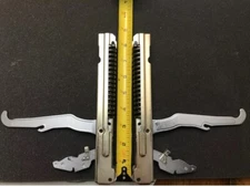 36" Thermador Hinge Set 487238, 00487238,  for 36" Pro Range Oven doors.