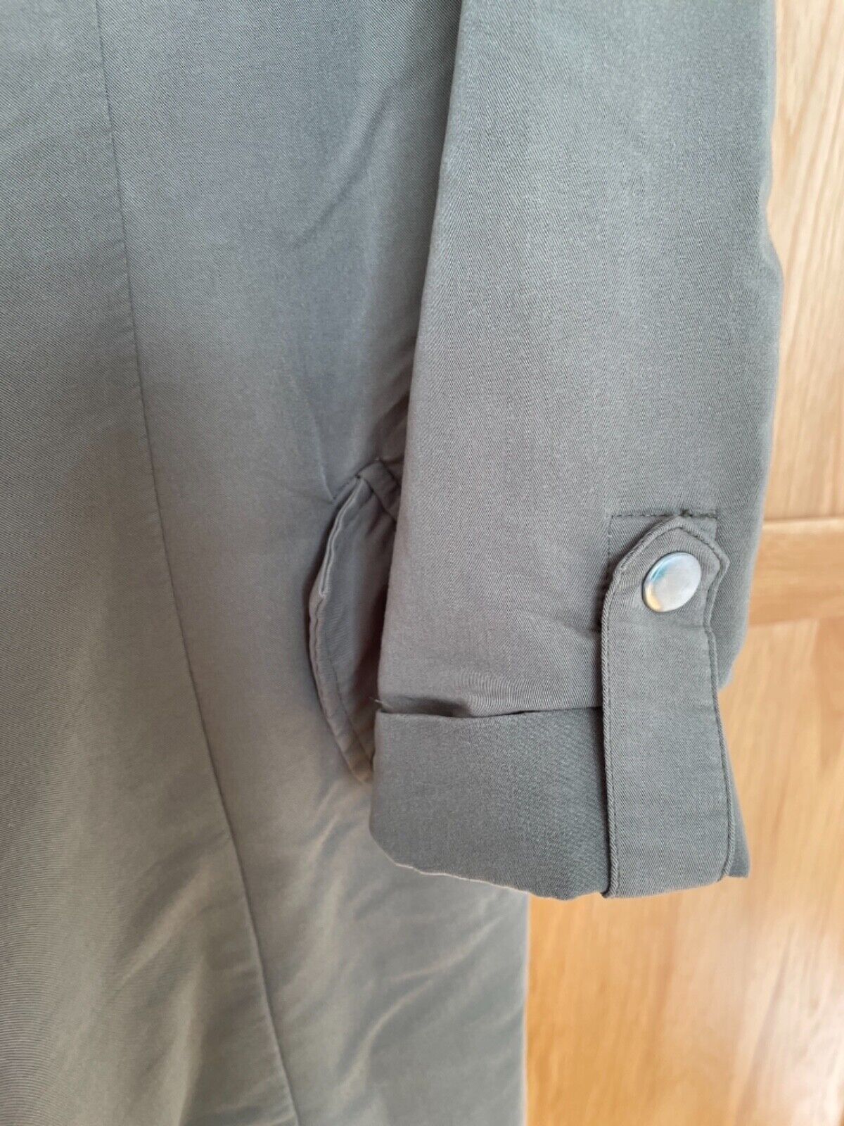 Picture 2 of 4