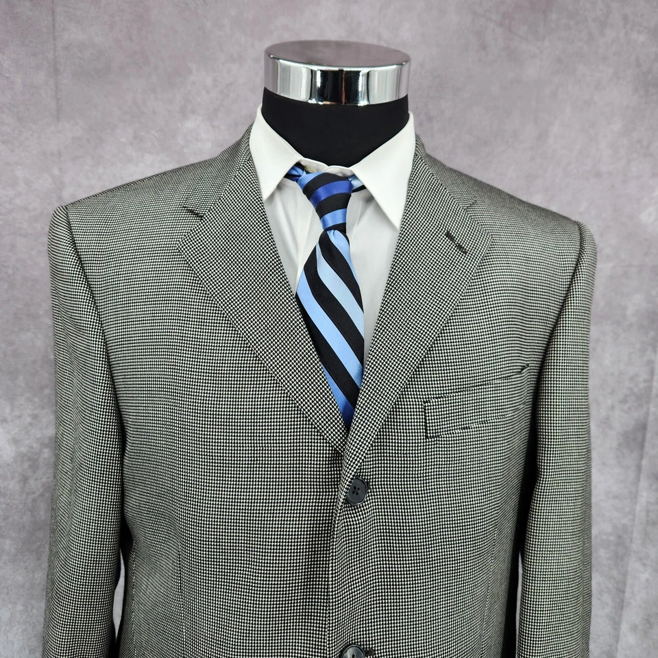 Claiborne Blazer Mens 40R  Gray Silk Wool Blend Sports Coat Jacket 3 Buttons - Image 3 of 4