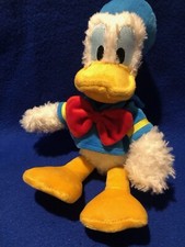 Vintage Walt Disney World Donald Duck Plush 10 Inch Sailor Red Bow Hat