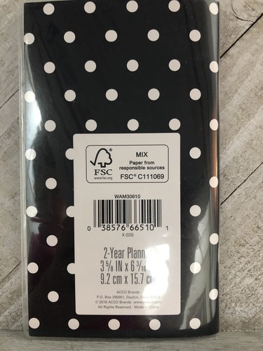 mead-2-year-pocket-planner-with-plastic-cover-2019-2021-black-with