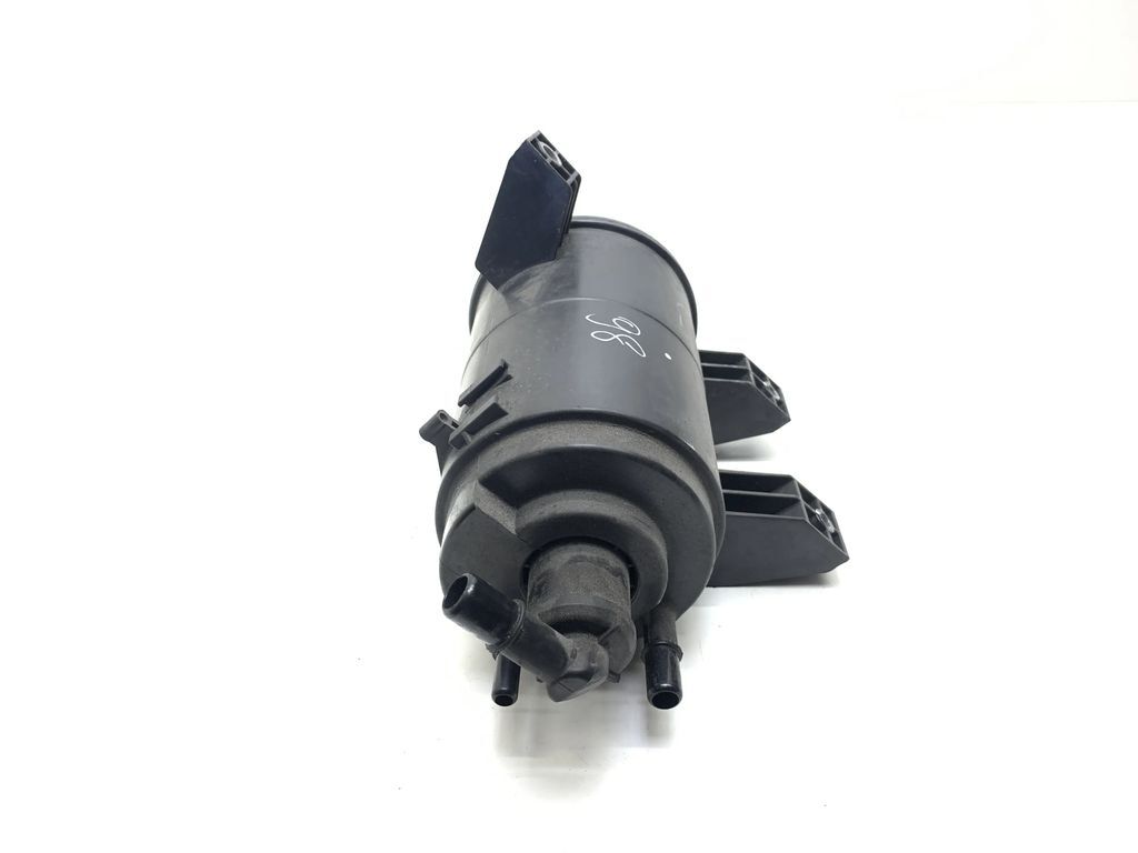 BMW 5 G30 G31 2017 Active carbon filter fuel vapor canister 