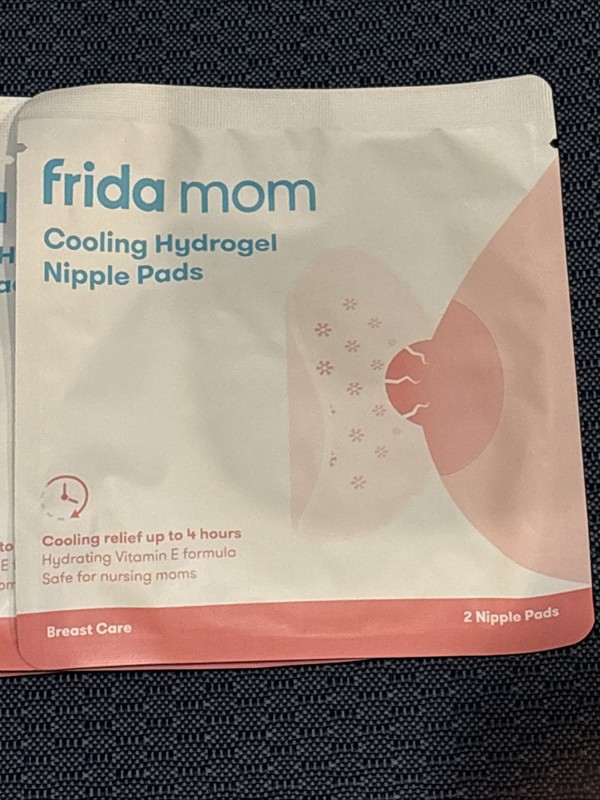 Frida Mom Cooling Hydrogel Nipple Pads, 2 Nipple Pads in each pack