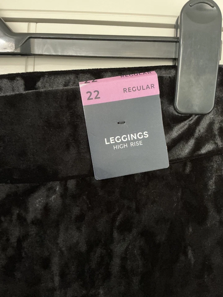 Marks & Spencer Ladies Black Dressy Velvet Leggings Size 22 Regular BNWT - Image 3 of 4