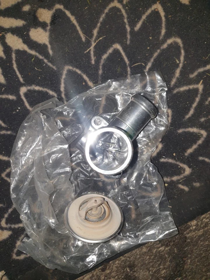 Kühler Inline-Einfüllstutzen Polierter Kühlmittelrohr-Einfüllstutzen Mit - Bild 2 von 4