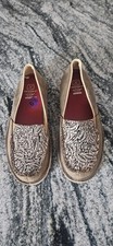 Twisted X Women s Bomber Light Taupe Floral Slip On Leather Loafer New 6.5M
