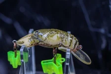REBEL DIVING CRAWFISH LURE fishing GREEN brown red eyes