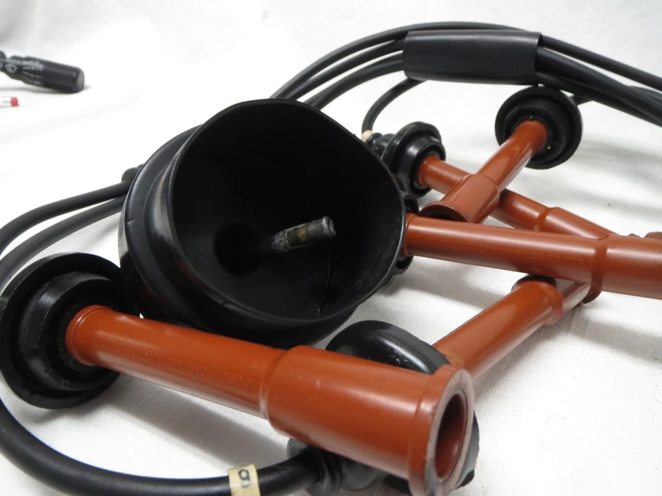 Alfa Romeo GTV-6 Milano FACTORY SPARK PLUG WIRES & DISTRIBUTOR CAP 2.5 3.0 BUSSO - Image 3 of 4