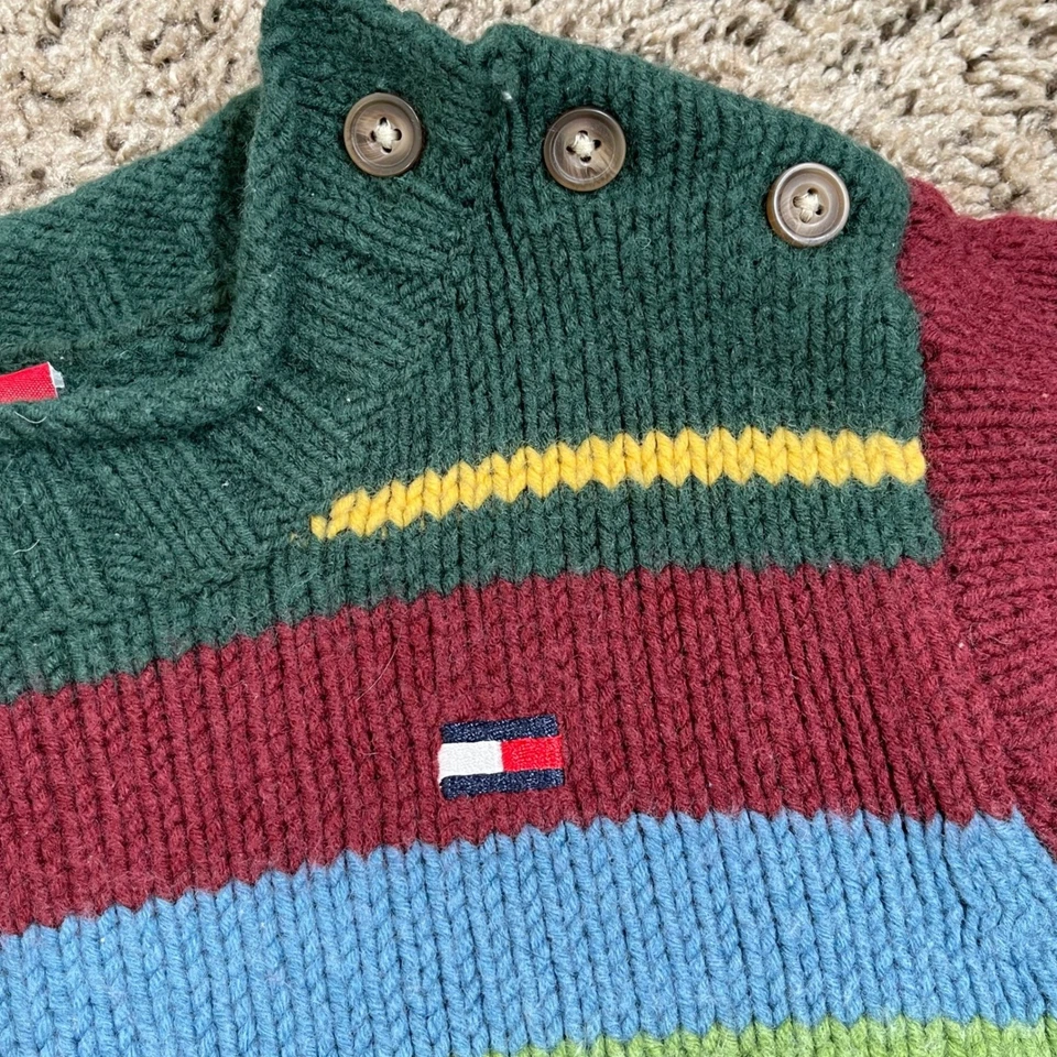 Suéter de Colección Tommy Hilfiger Grueso Tejido Lana Rayas Niños 4T Botón Hombro Foto 2 de 4
