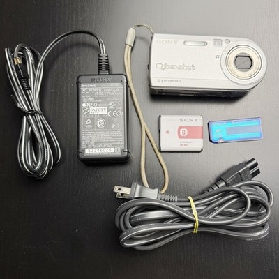 Sony Cybershot DSC-P100 w/ 1GB MemoryStick 5.1MP Compact Digital Camera Card