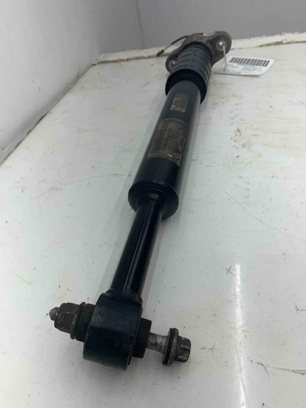 2014-2017 MASERATI QUATTROPORTE M156 OEM REAR SUSPENSION SHOCK STRUT 06700028330