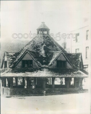 1929 Press Photo Ancient Yarn Market Dunster Somerset England | eBay